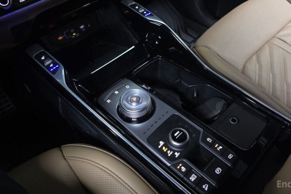 2023 Kia Sorento с пробегом 17 138 км