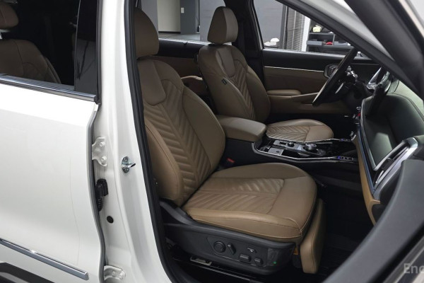 2023 Kia Sorento с пробегом 17 138 км