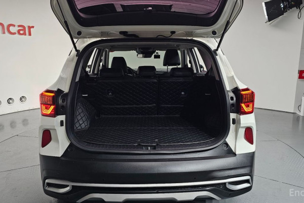 2023 Kia Sorento с пробегом 17 138 км