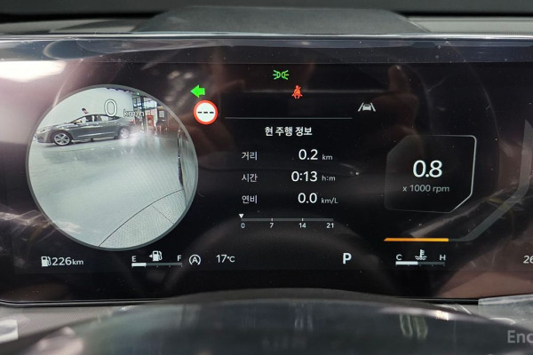 2025 Kia Sorento с пробегом 26 км