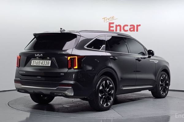 2024 Kia Sorento с пробегом 74 886 км