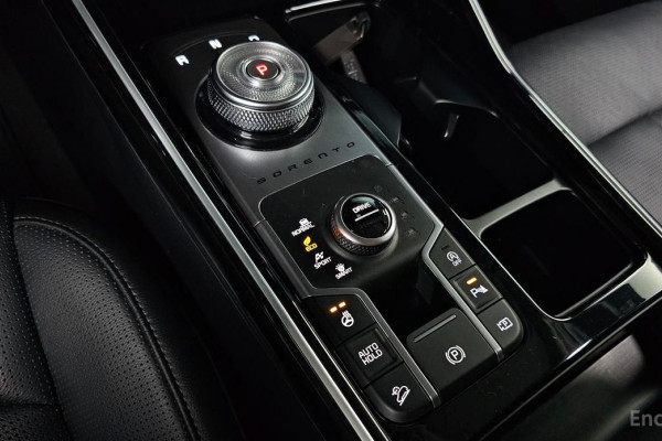 2024 Kia Sorento с пробегом 74 886 км