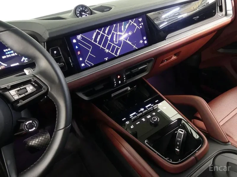 2024 Porsche Cayenne с пробегом 48 000 км