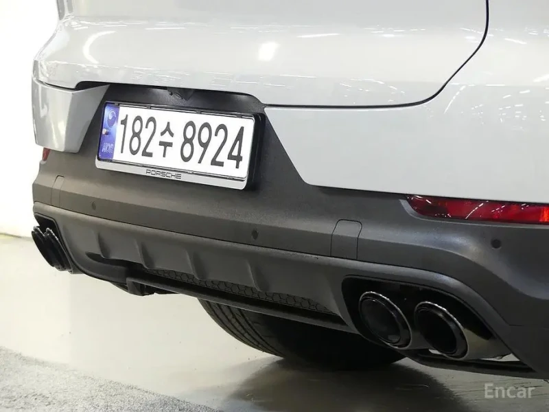 2024 Porsche Cayenne с пробегом 48 000 км
