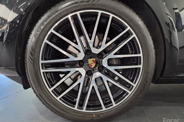 2024 Porsche Cayenne с пробегом 7 740 км