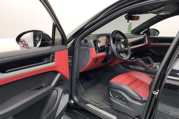 2024 Porsche Cayenne с пробегом 17 622 км