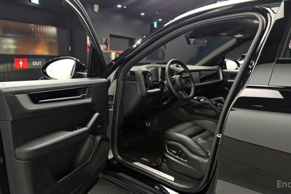 2024 Porsche Cayenne с пробегом 31 698 км