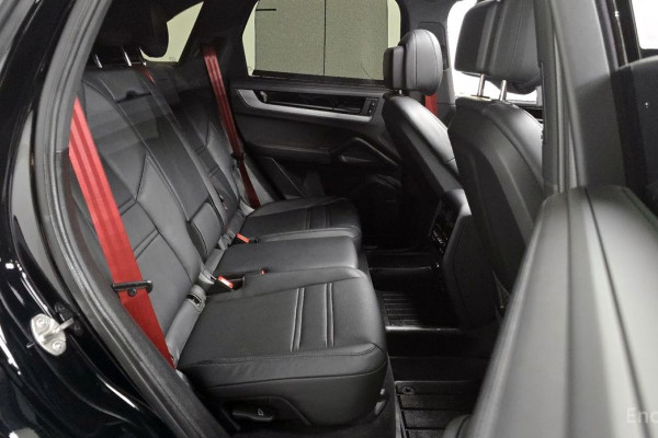 2024 Porsche Cayenne с пробегом 31 698 км