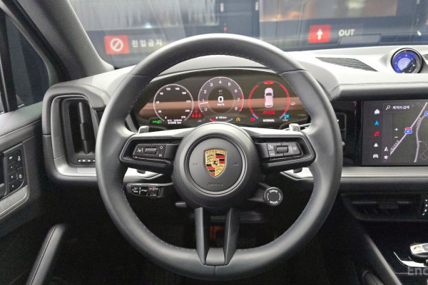 2024 Porsche Cayenne с пробегом 31 698 км