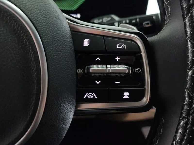 2024 Kia Sorento с пробегом 58 319 км