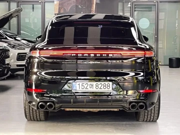 2025 Porsche Cayenne с пробегом 9 146 км