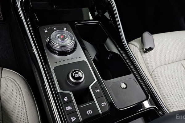 2024 Kia Sorento с пробегом 16 672 км