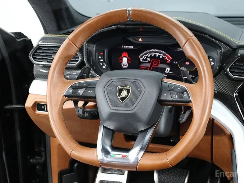 2021 Lamborghini Urus с пробегом 46 369 км