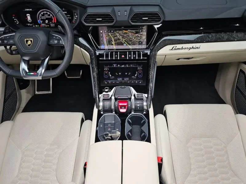2020 Lamborghini Urus с пробегом 12 958 км