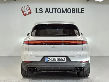 2024 Porsche Cayenne с пробегом 48 000 км