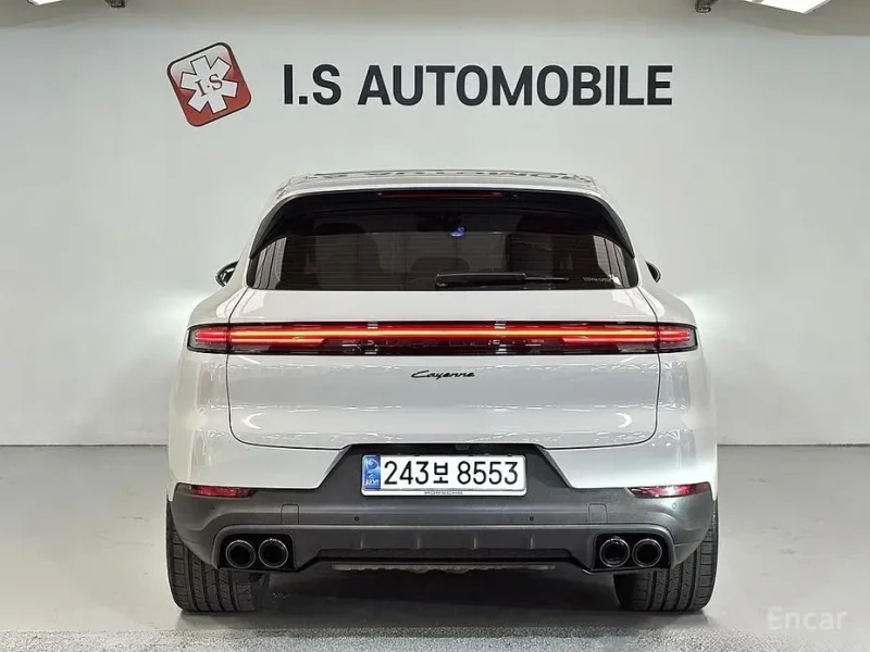 2024 Porsche Cayenne с пробегом 48 000 км