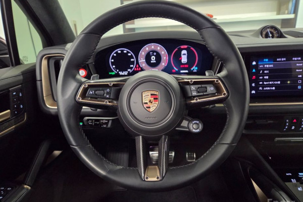 2024 Porsche Cayenne с пробегом 7 740 км