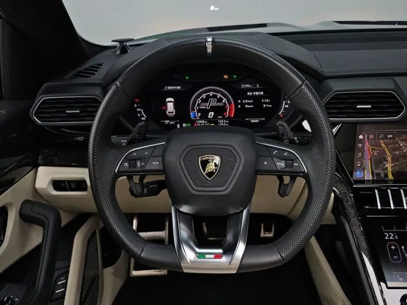 2020 Lamborghini Urus с пробегом 12 958 км