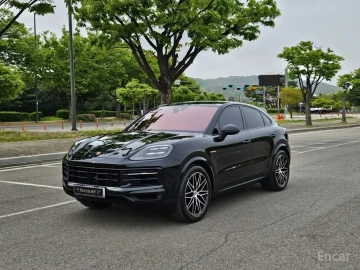 2025 Porsche Cayenne с пробегом 4 700 км