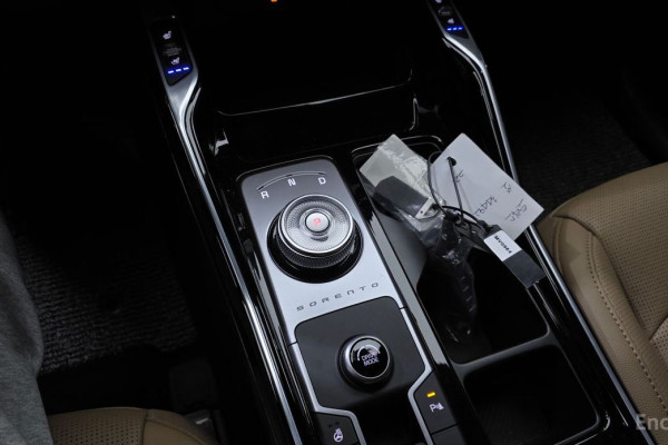 2024 Kia Sorento с пробегом 13 324 км