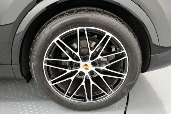 2024 Porsche Cayenne с пробегом 31 698 км