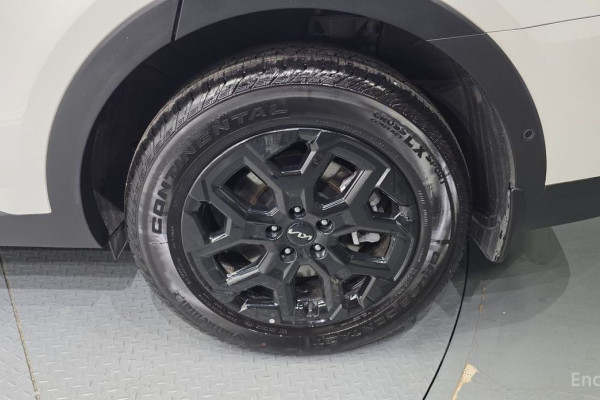 2024 Kia Sorento с пробегом 13 324 км