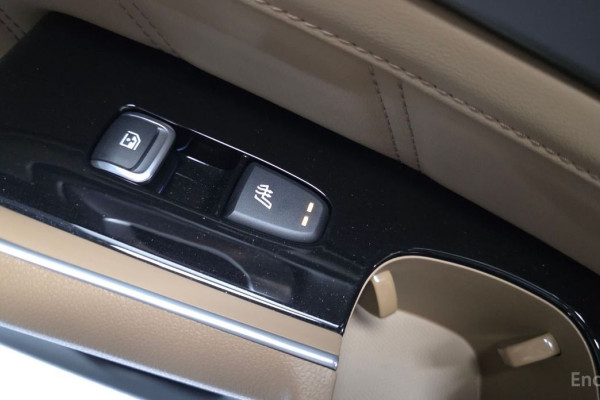 2024 Kia Sorento с пробегом 13 324 км