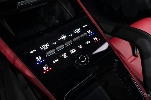 2025 Porsche Cayenne с пробегом 2 342 км