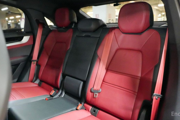 2026 Porsche Cayenne с пробегом 3 500 км