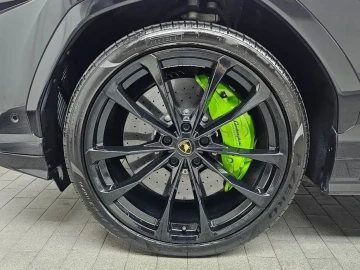 2022 Lamborghini Urus с пробегом 26 007 км