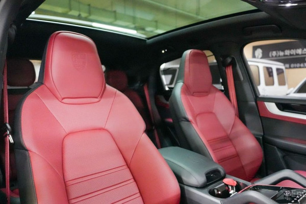 2026 Porsche Cayenne с пробегом 3 500 км