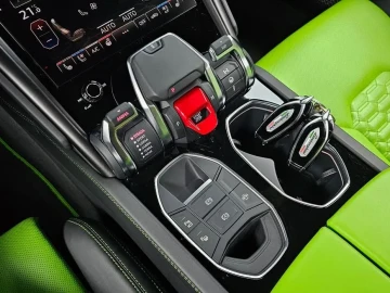 2022 Lamborghini Urus с пробегом 26 007 км