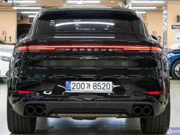 2026 Porsche Cayenne с пробегом 3 500 км