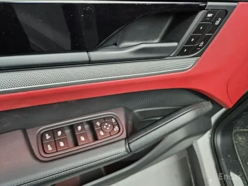 2025 Porsche Cayenne с пробегом 7 690 км