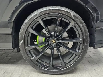 2022 Lamborghini Urus с пробегом 26 007 км