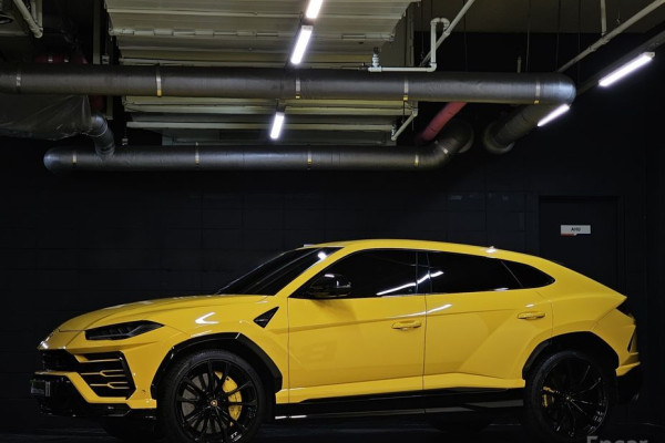 2021 Lamborghini Urus с пробегом 32 000 км