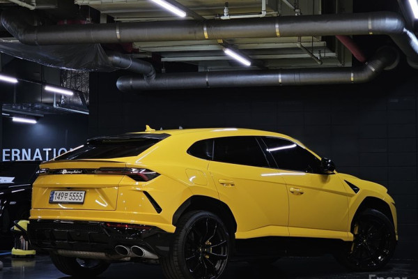 2021 Lamborghini Urus с пробегом 32 000 км