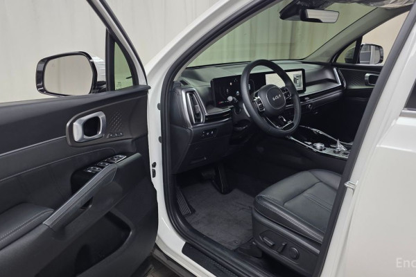 2024 Kia Sorento с пробегом 5 447 км
