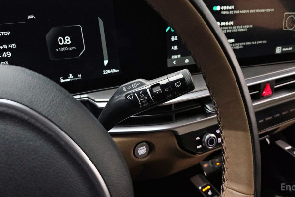 2025 Kia Sorento с пробегом 22 649 км