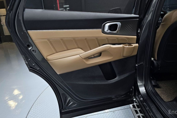 2025 Kia Sorento с пробегом 22 649 км