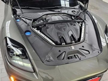 2024 Porsche Panamera с пробегом 4 657 км
