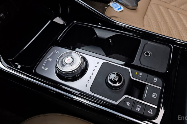 2024 Kia Sorento с пробегом 29 896 км