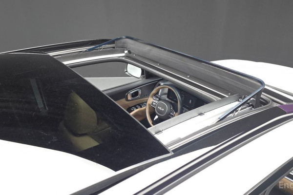 2024 Kia Sorento с пробегом 15 027 км