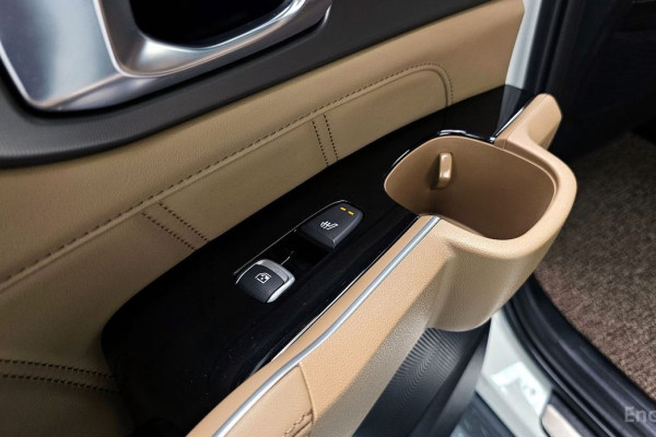 2024 Kia Sorento с пробегом 29 896 км