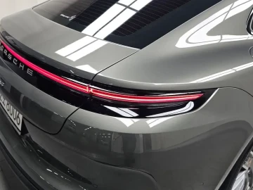 2024 Porsche Panamera с пробегом 4 657 км