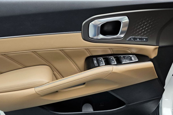 2024 Kia Sorento с пробегом 29 896 км