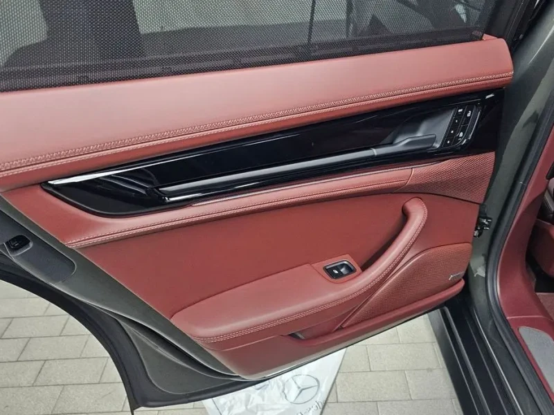 2024 Porsche Panamera с пробегом 4 657 км