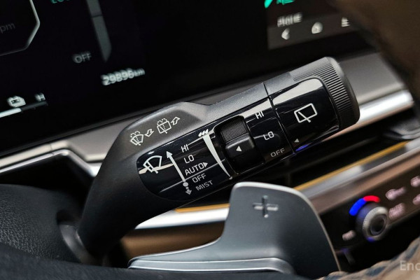 2024 Kia Sorento с пробегом 29 896 км