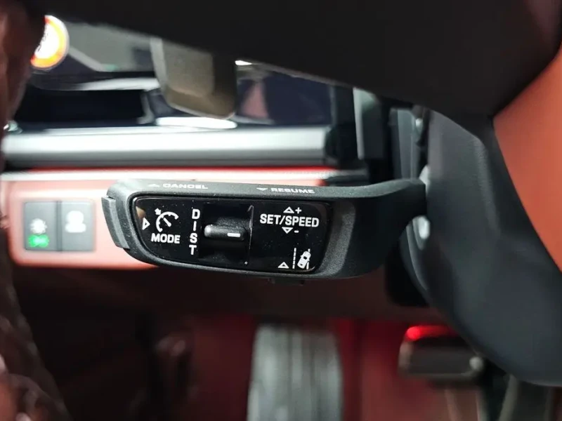 2024 Porsche Panamera с пробегом 4 657 км