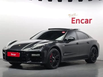 2025 Porsche Panamera с пробегом 2 854 км